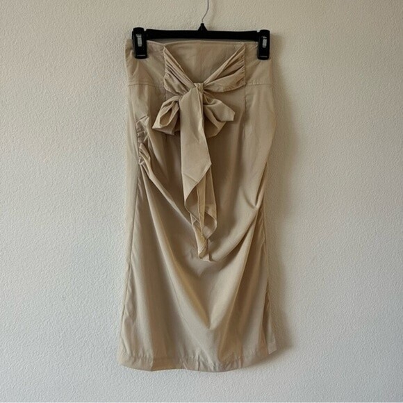 NWT Lucy Paris High Waisted Ruched Beige Pencil Skirt With Bow front Detail SZ S - Picture 2 of 10